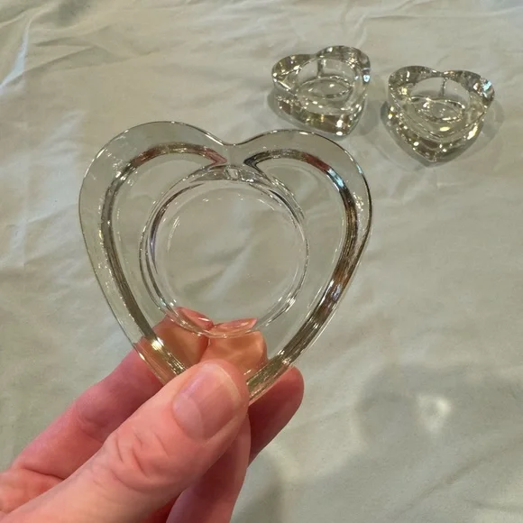 Set of 3 Heart-shaped Glass Tea light Candle Holders - Picture 1 of 4
